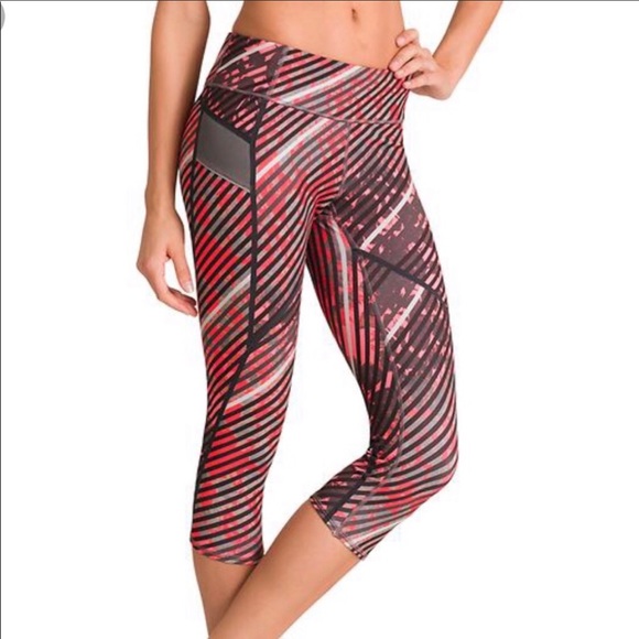 Athleta Pants - Athleta Radical Stripe Capri Coral/Gray Size XXS